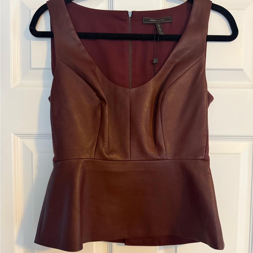 BCBG. Elegant Burgundy/Wine Sleeveless Top. Size XS. NWT
